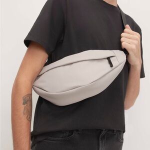 Everlane Crossbody Bag in Light Gray